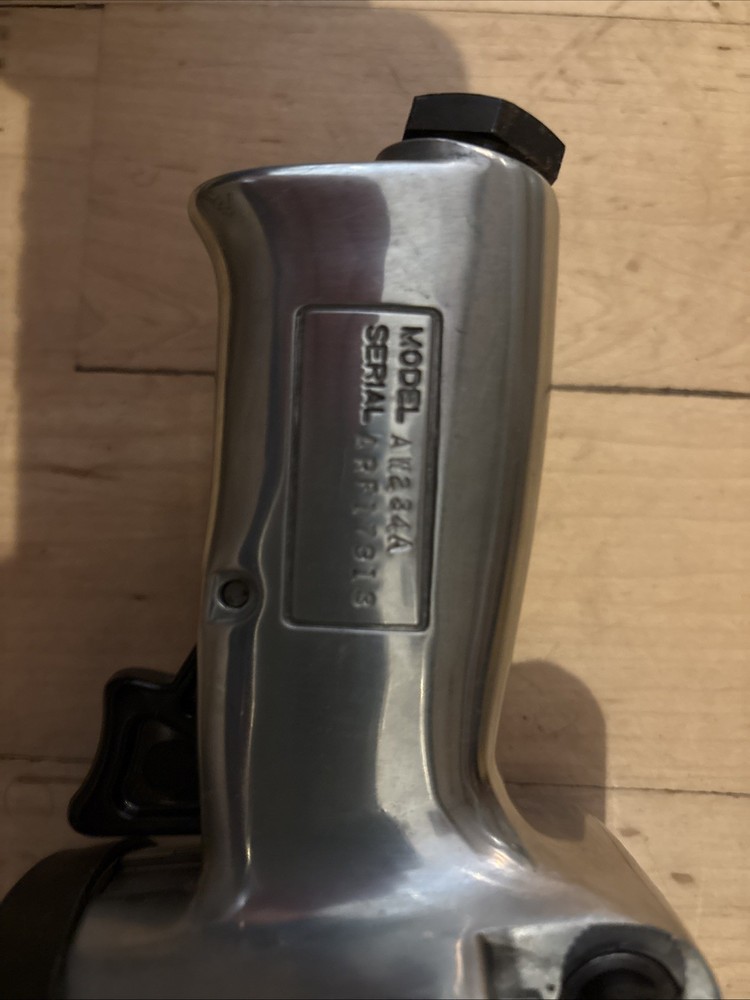 Mac Tools Racing Impact Wrench