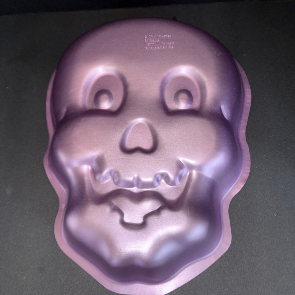 Wilton Skeleton Cake Pan