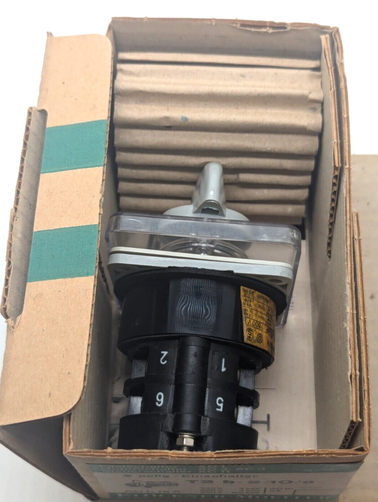 Klöckner Moeller T2 b-2-10/e 8 pole on switch