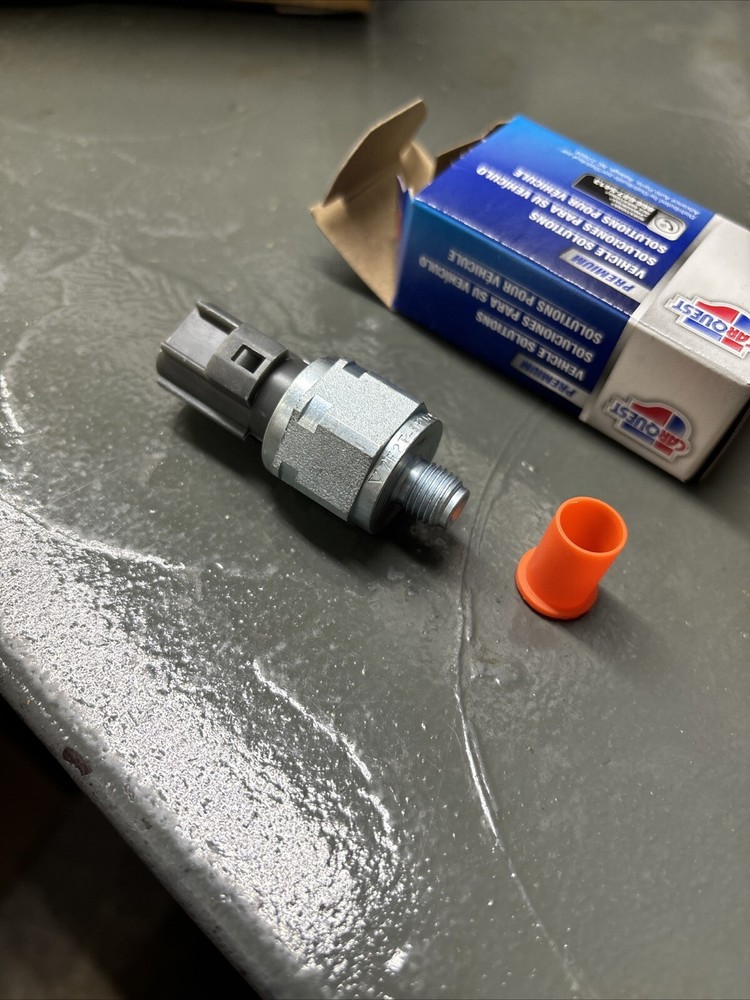Carquest Premium #BBA1003, Brake Fluid Pressure Sensor