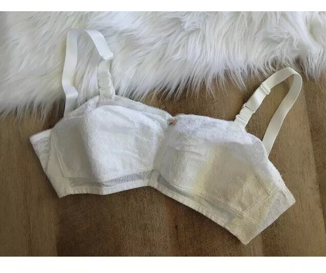 VTG Sculptress SZ:32EE Lace Bra Full Coverage Support White New Style 523