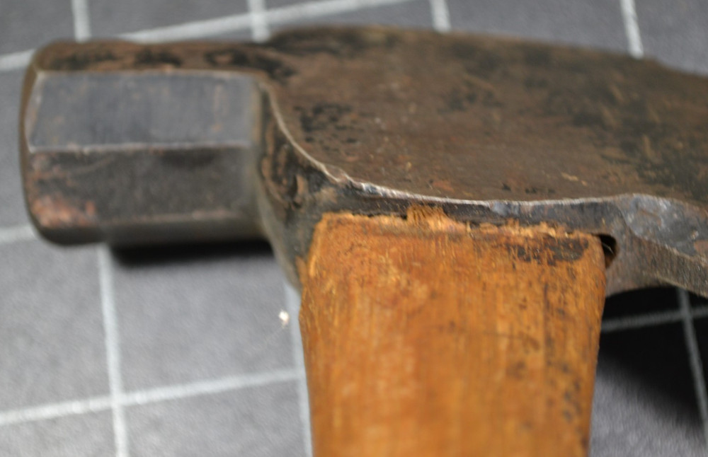 TRUE TEMPER - FLINT EDGE - U.S.A. MARKED - HALF HATCHET WITH ORIGINAL HANDLE