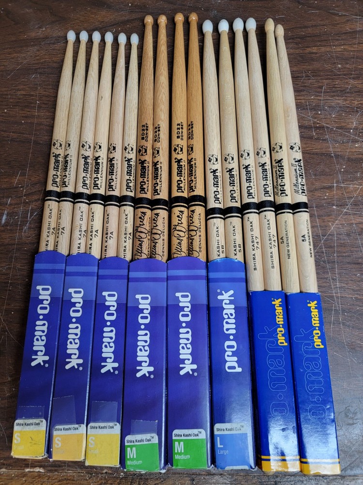 PRO-MARK OAK DRUMSTICKS 8 PAIRS