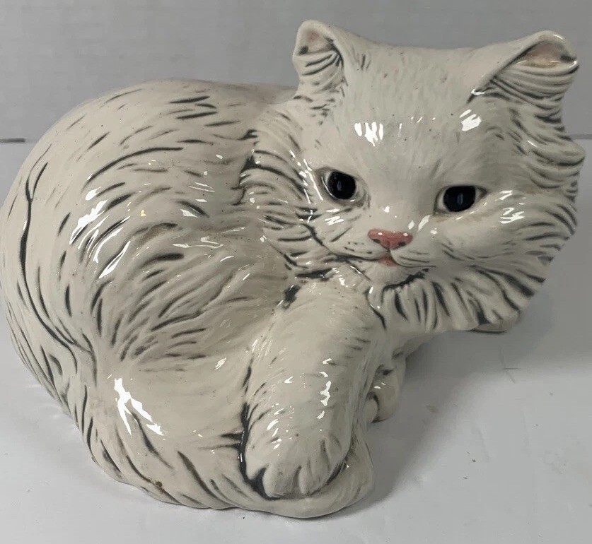 Vintage White Ceramic Persian Cat