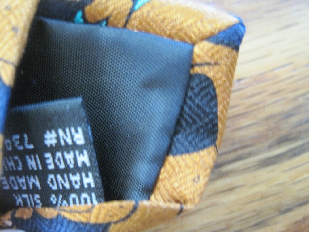 Scooby Doo Tie 100% Silk GUC