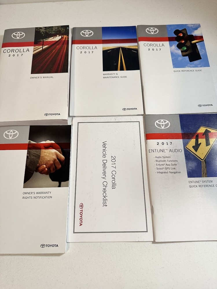 2017 Toyota Corolla Owner's Manual Set