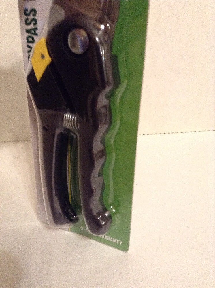 Expert Gardener Bypass Pruner 5/8" Cutting Capacity