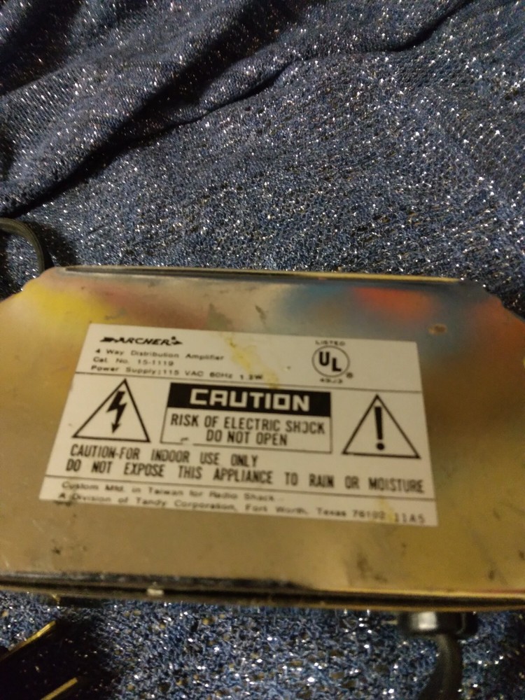 ARCHER 4-Way Distribution Amplifier 15-1119