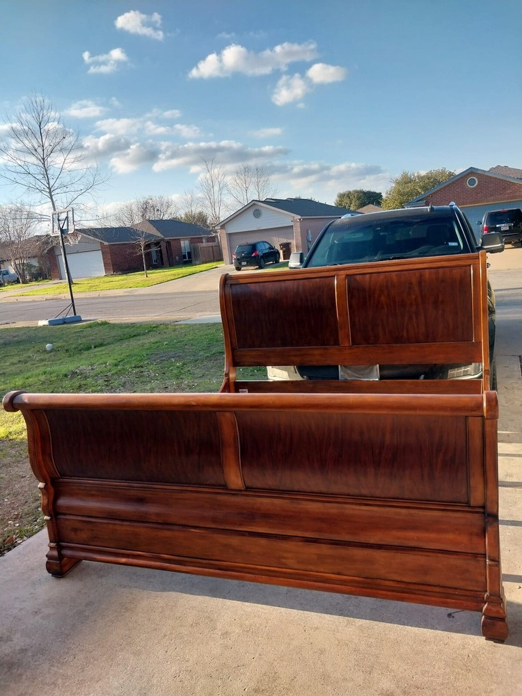 Ethan Allen Tuscany Sleigh Bed King Bed Frame
