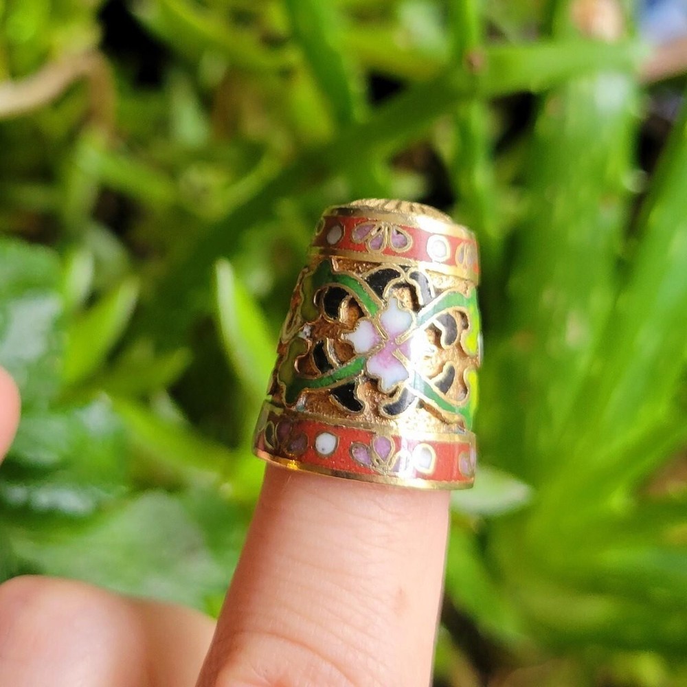 Vintage Ornate Cloisonne Floral Thimble
