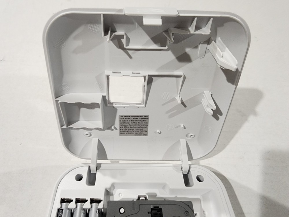 Brother P-Touch PT-D220 Desktop Label Maker White - Working! *SEE PICS*