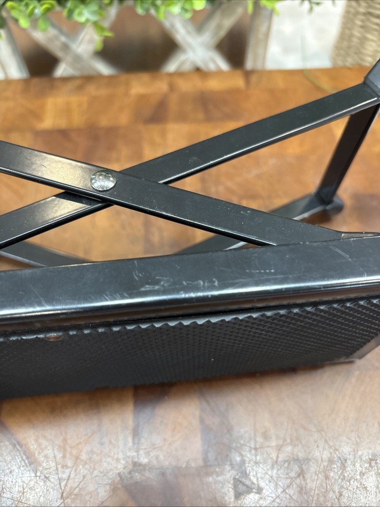 Pinnacle FOLDING CLASSICAL ADJUSTABLE GUITAR FOOT REST FOOT STOOL