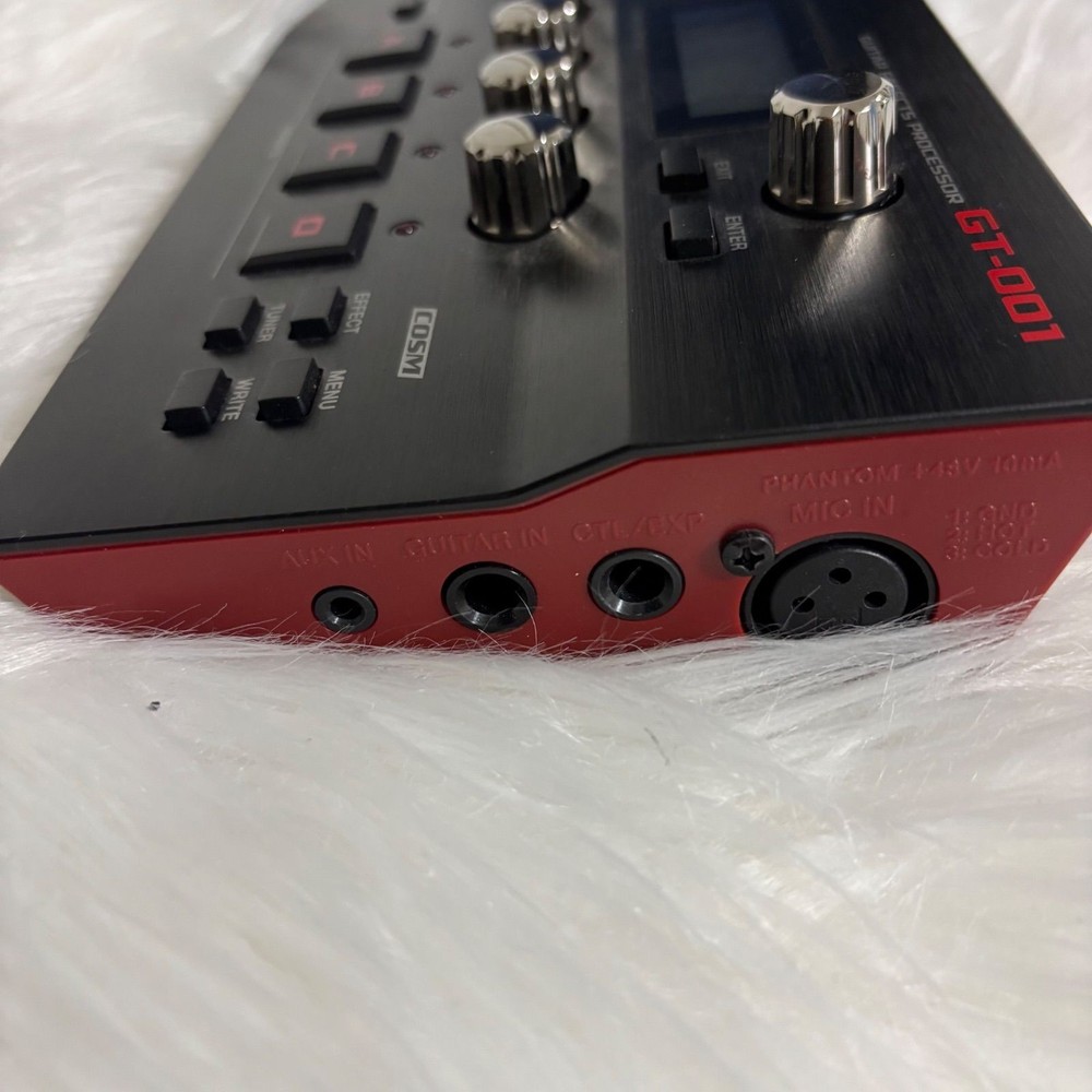 BOSS GT-001 Guitar Effects Processor Multi Effects COSM Tested Japan
