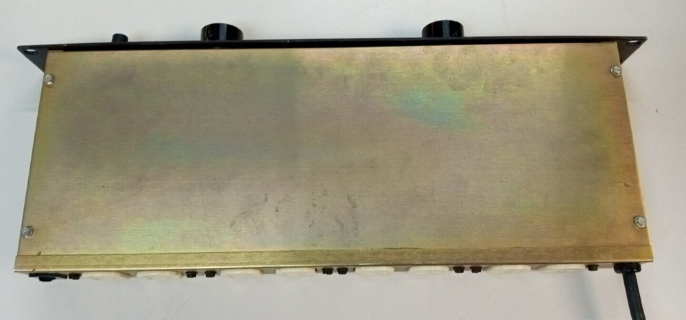 Furman PL-8 SMP Linear Filtering Power Conditioner and Light Modules