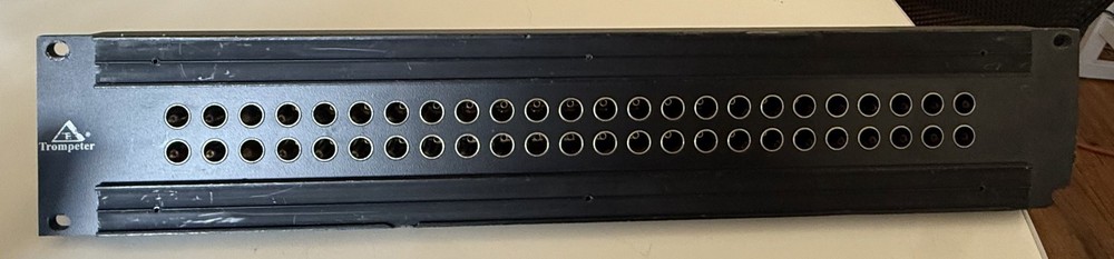 Trompeter SDI 2x24 Dual Digital Video Audio Patch Bay Panel