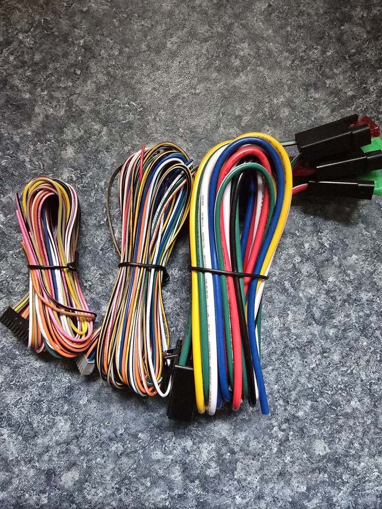 Compustar CM-900 Wire Harness with BLADE-AL Wire Harness
