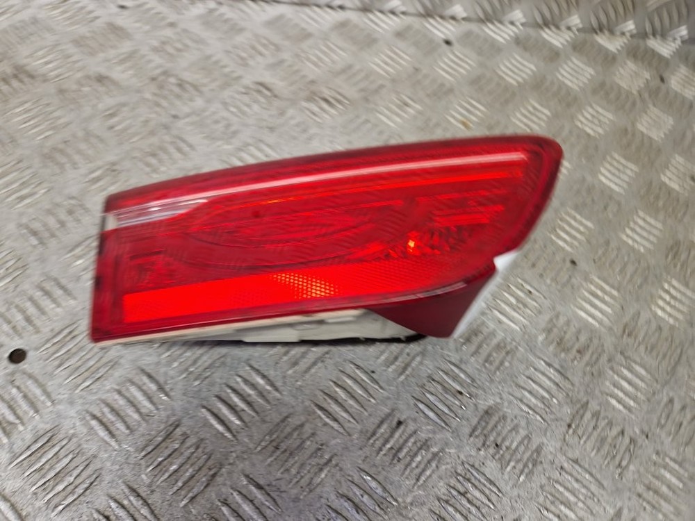 JAGUAR XE REAR LIGHT PASSENGER SIDE INNER 2015