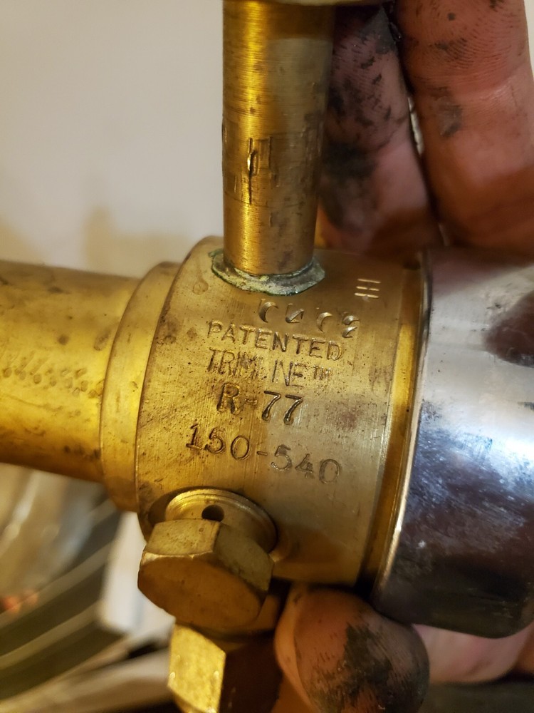 Trimline Oxygen Regulator R-77-150-540 Heavy Duty