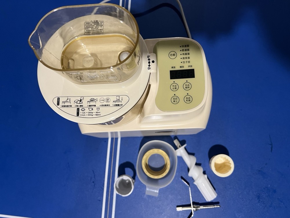 Commercial Electric Dough Roller/Noodle Maker Machine （need a converter)