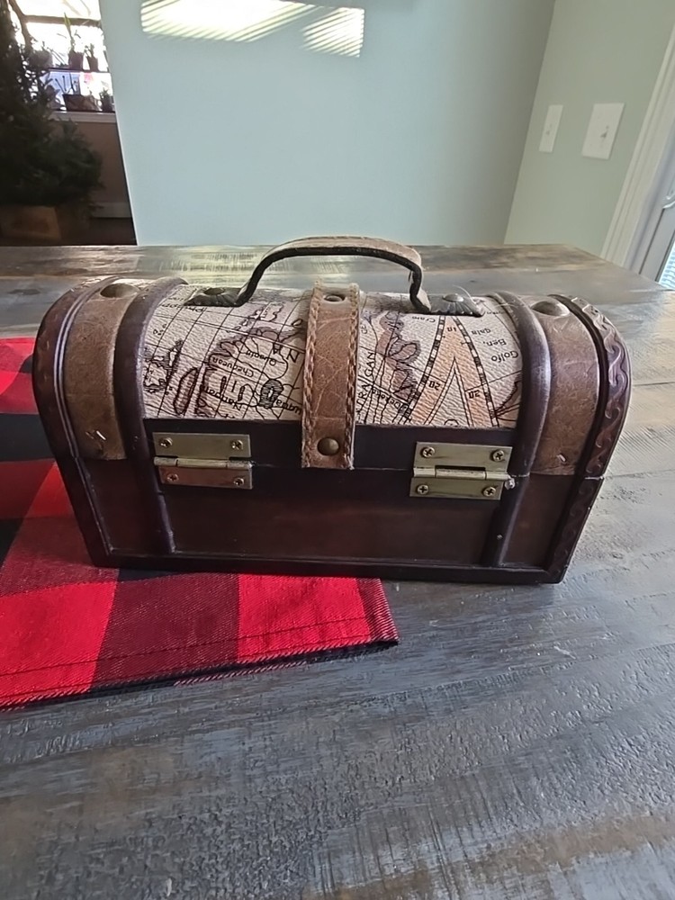 World Travel Map DECOR Small Box For Decor