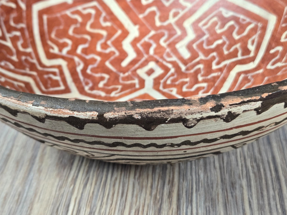 Polychrome Shipibo Conibo pottery bowl Made in Peru Amazon tribal pattern 9.25"