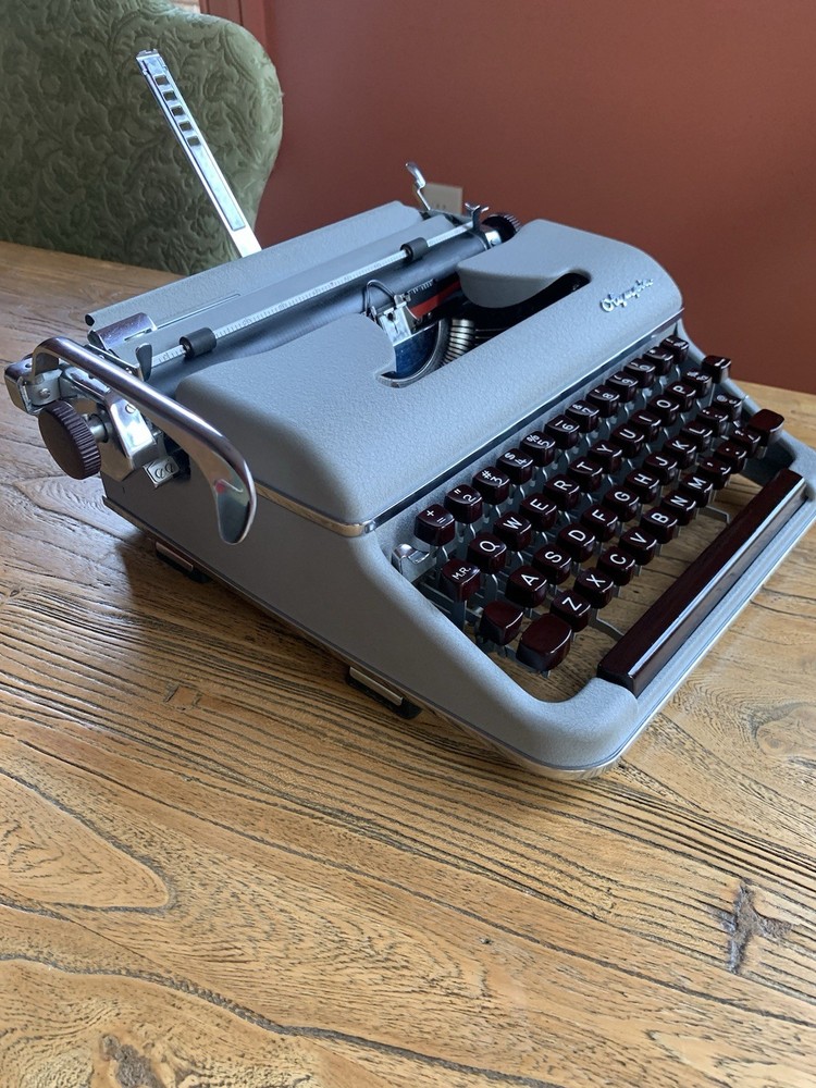 olympia sm2 typewriter