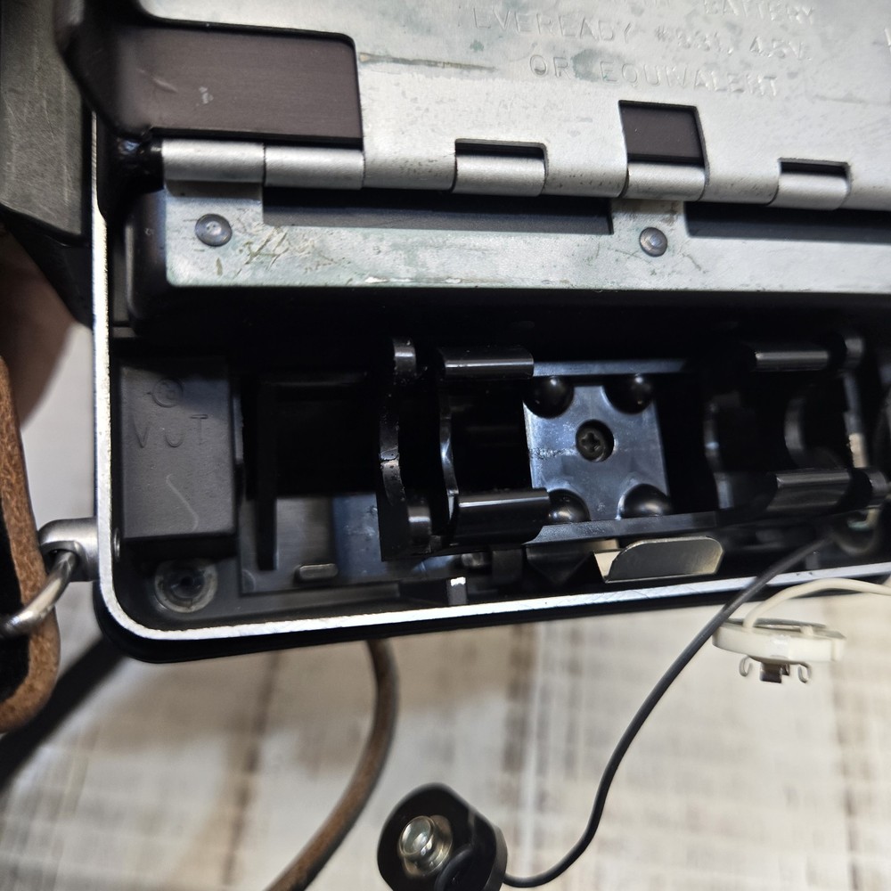 Vintage Polaroid Automatic 250 Land Camera With Manual