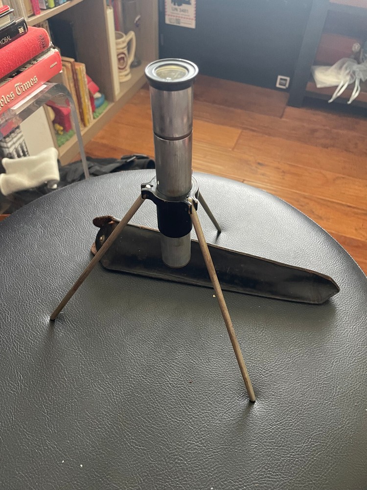 VINTAGE FIELD MICROSCOPE W/ LEATHER CARRYING CASE Scientific Instruments Science