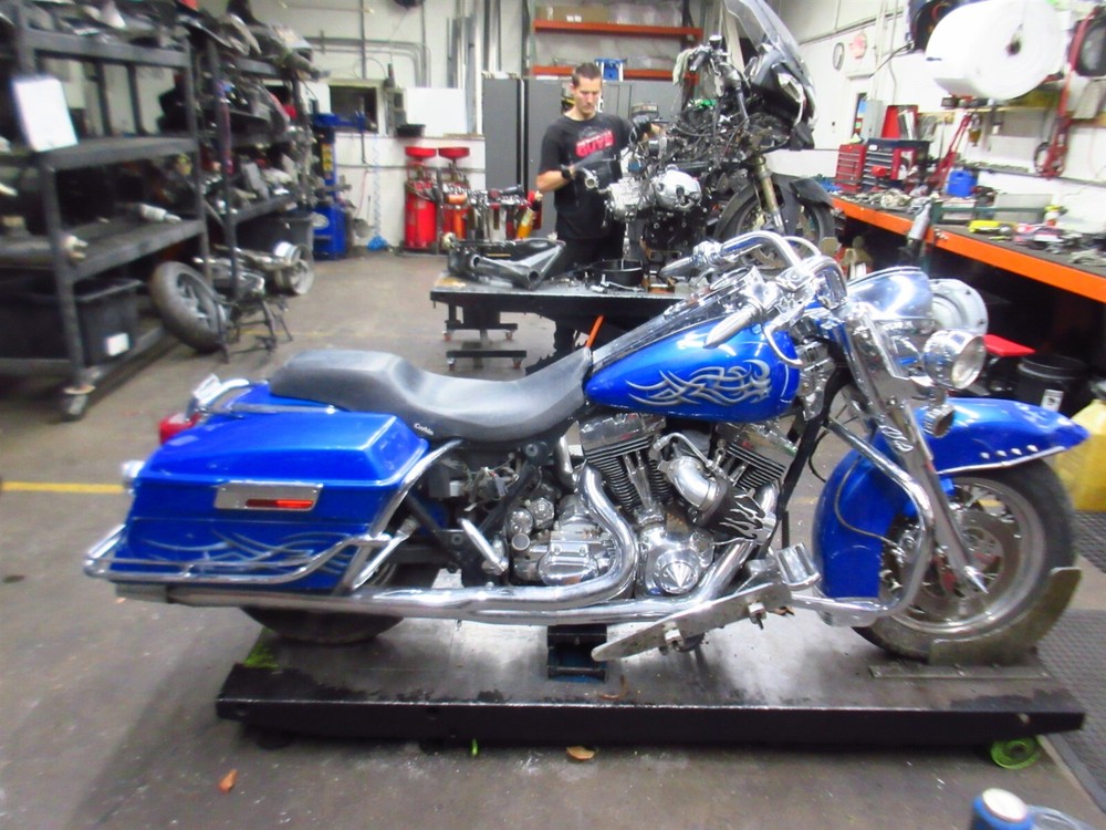 2000 Harley Davidson Roadking Classic FLHR Left Handle Bar Control Switch OEM