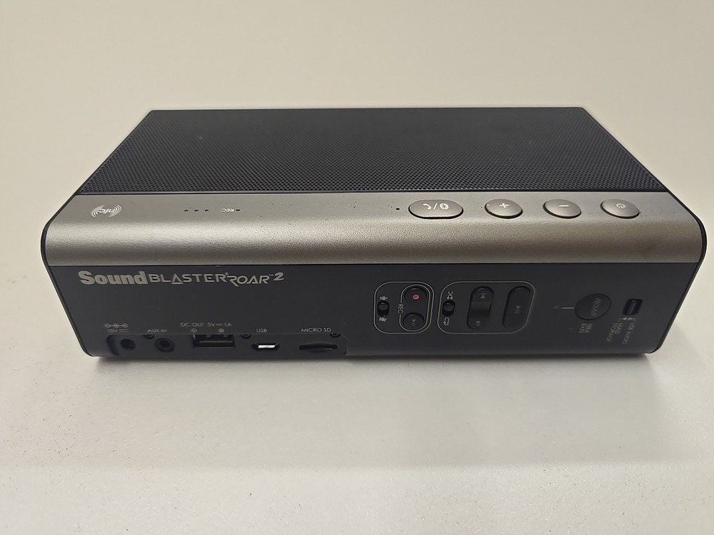 Creative Sound Blaster Roar 2 Bluetooth NFC Speaker - Black with  AC adapter
