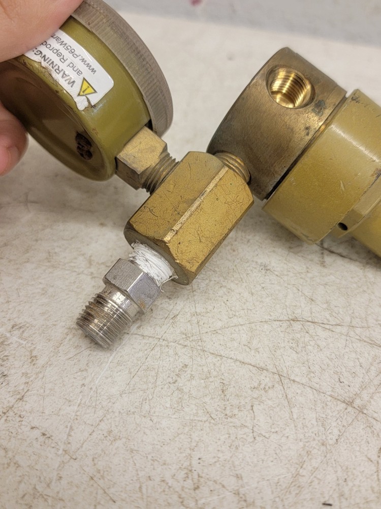 Harris Model 356 Dual Flowmeter Regulator Incomplete 👁