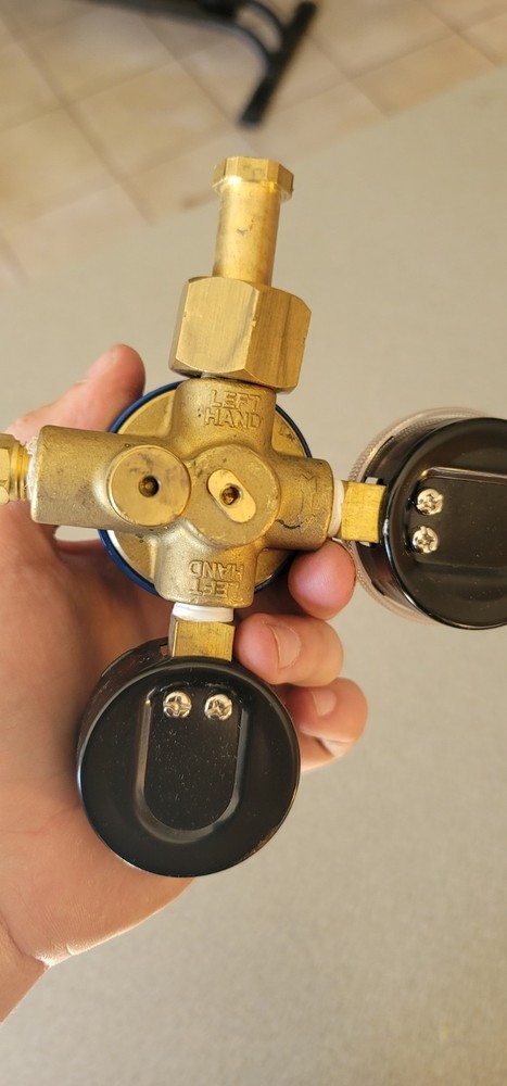 Ultra Flow Co2 Regulator Kegerator *broken Gauge