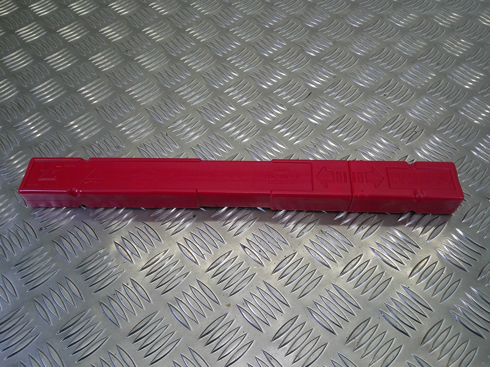AUDI A5 QUATTRO WARNING TRIANGLE 8K0860251 2012-2015