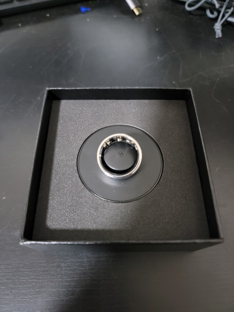 Smart Ring- Velokee Smart Ring size 8 Silver never used brand new