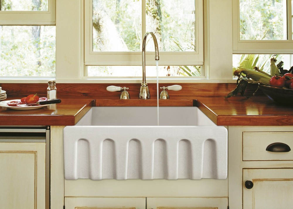 Zuhne Ostia White Farmhouse Single Bowl Fireclay Kitchen Sink