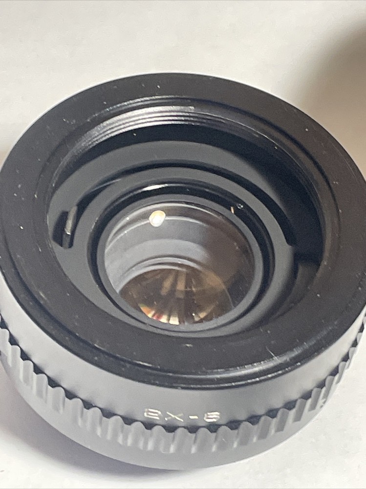 Vivitar Automatic Tele Converter 2X-8