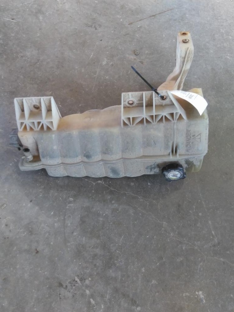 For 2016 PETERBILT 579 RADIATOR OVERFLOW TANK ,  MN