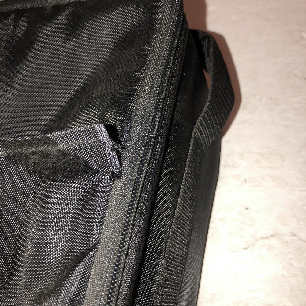Case Logic CD Carry Bag Black with Handle Holds 13-15 CDs