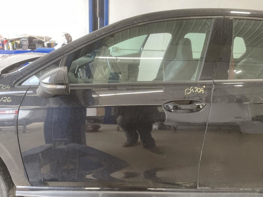 Complete Console Front Floor Fits 22-24 GOLF 1066985