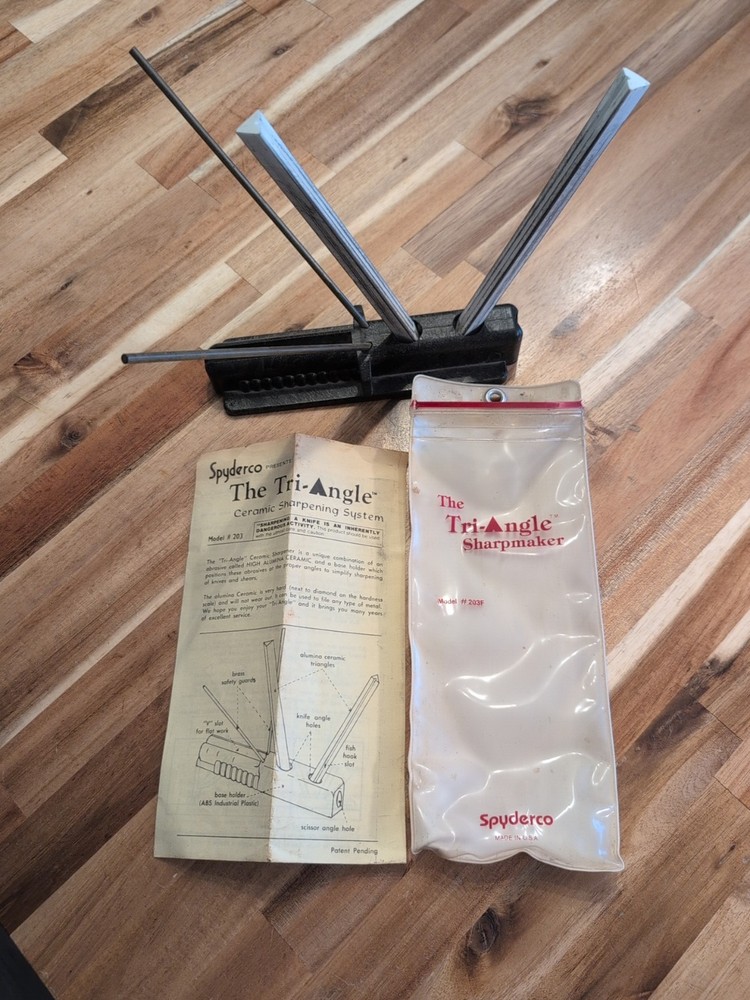 Vintage Spyderco Tri-Angle Ceramic Sharpening System Model #203