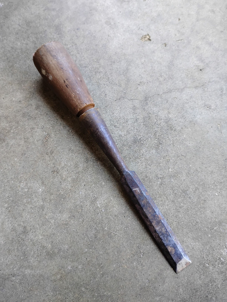 VTG. GREENLEE 1/2” BEVELED EDGE SOCKET CHISEL