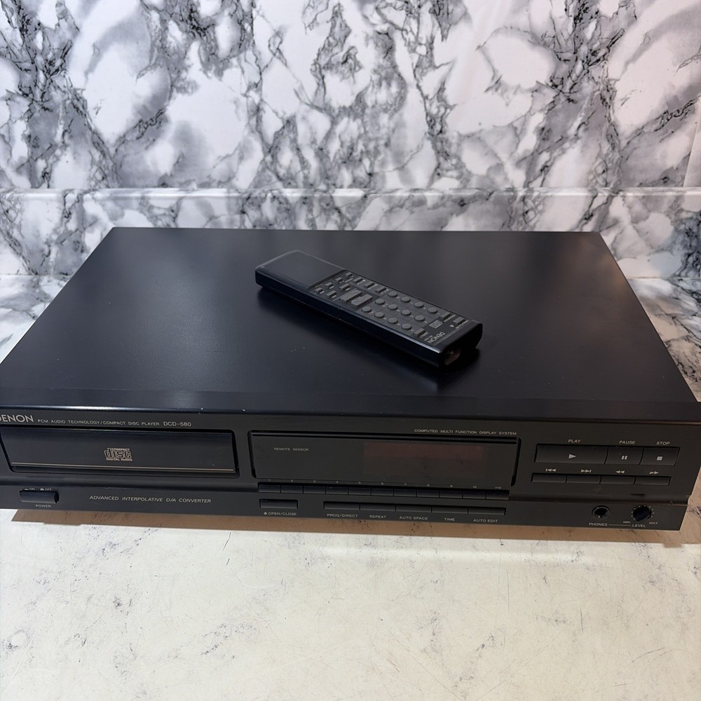 Denon  DCD 580 CD Player With Remote  D4