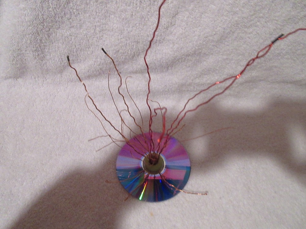 Handmade cooper tree - Made with computer cooper wire and CD for stand