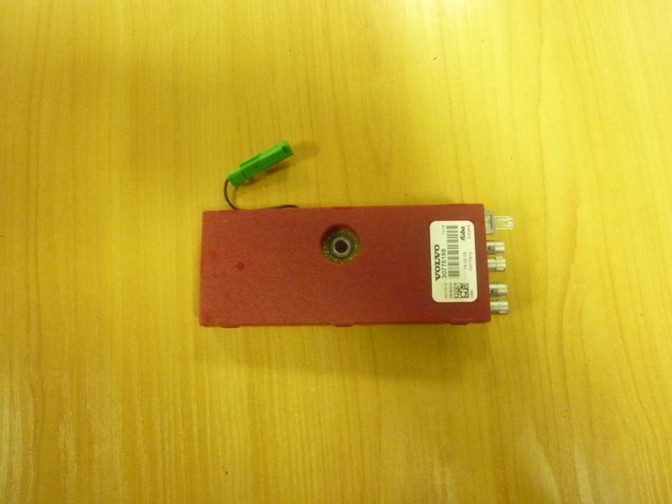 Antenna Amplifier Volvo XC60 2009 30775158