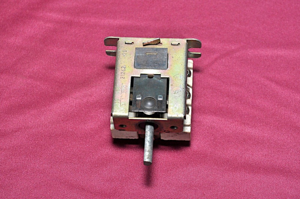 T125 Selector Switch 21242.79