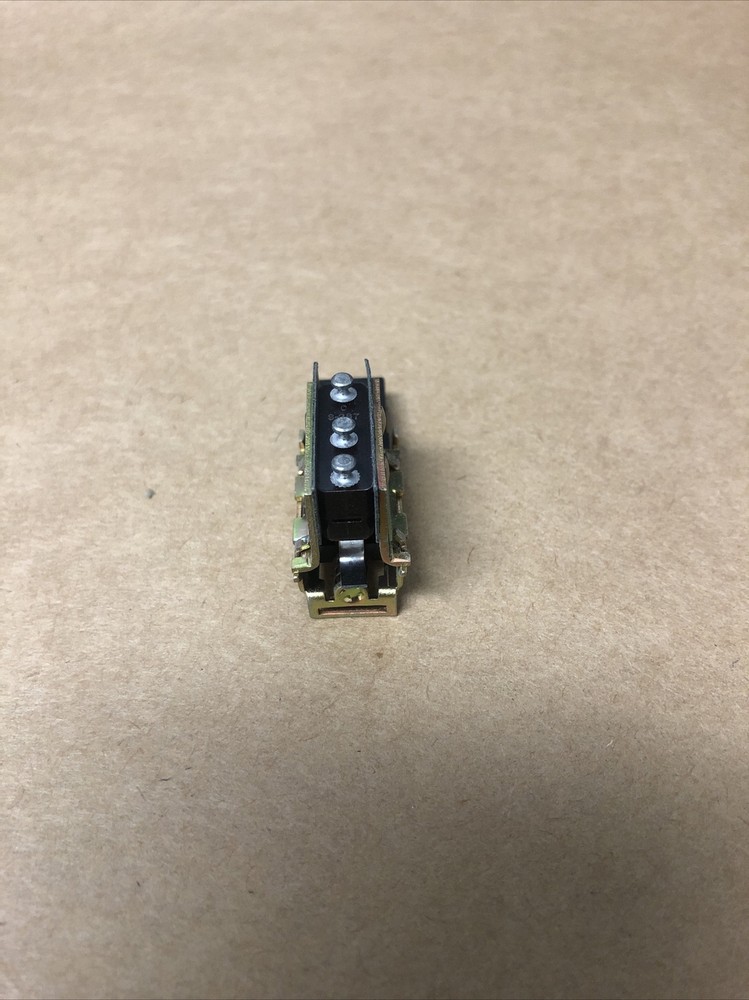 SWITCHCRAFT PART# 75037A50A