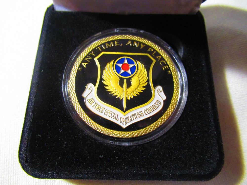 U S AIR FORCE SPECIAL OPERATIONS COMMAND Challenge Coin w/ Presentation Box