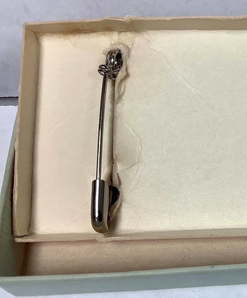 Vintage Diaper Pins BARS & CHAIN IN ORIGINAL BOX ~ UNUSED