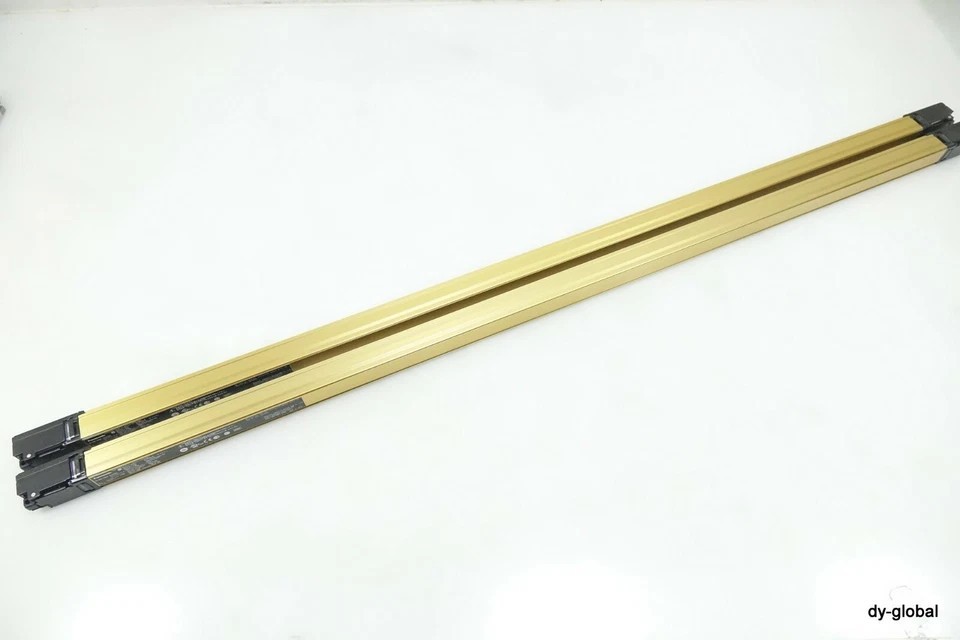PANASONIC SF4B-H56G-01 LIGHT CURTAIN PAIR, EMITTER AND TRANSMITTER