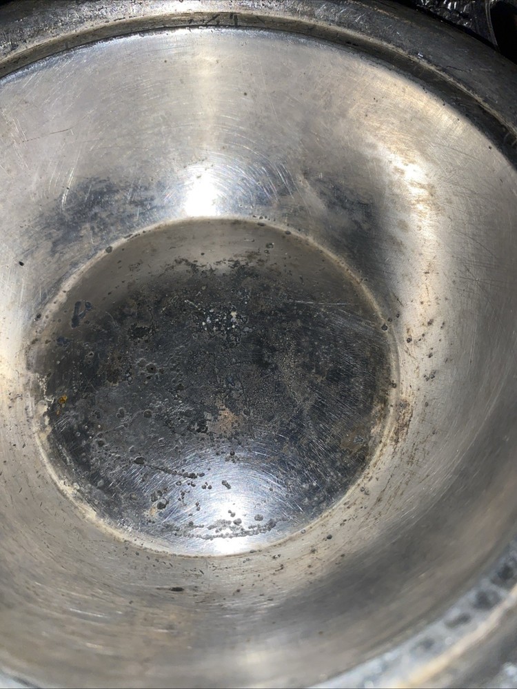 Vintage Wilcox Silverplate Co. Covered dish marked 3228